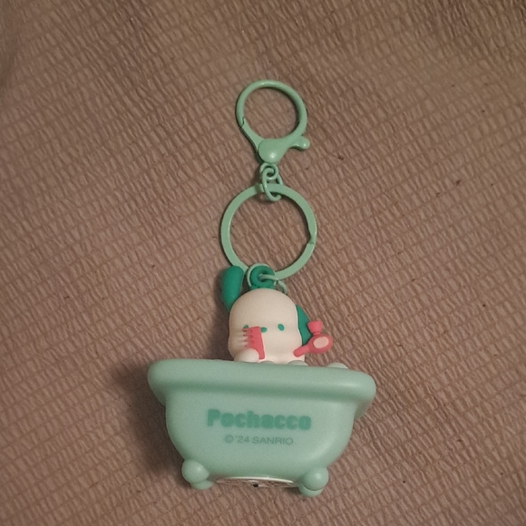 Sanrio Accessories - Sanrio Pochacco Mint Green Bathtub Keychain